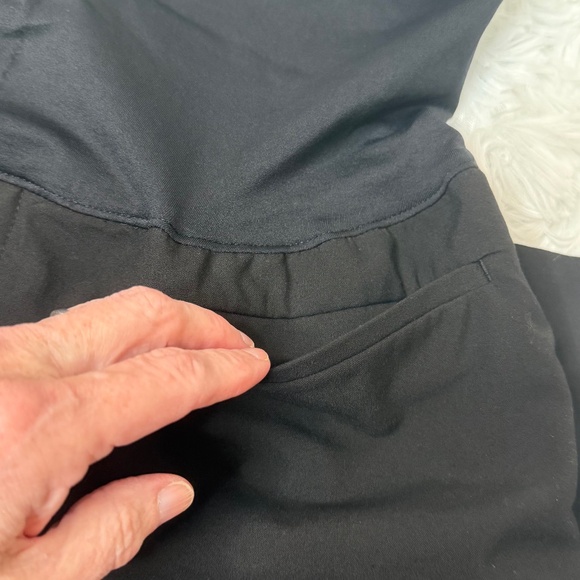 GAP Maternity Modern Boot Pants - Picture 6 of 9